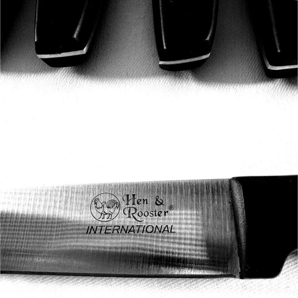 Hen & Rooster International Set of 6 Steak Knives Serrated Edge Riveted